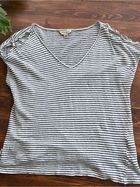Lucky Brand White & Navy Striped V-Neck Short Sleeve Top